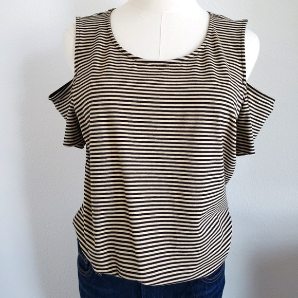 MICHAEL Michael Kors Tops - MICHAEL KORS Cold Shoulder Striped Short Sleeve Top—NWT—L